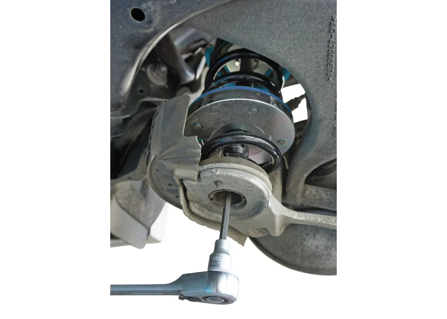 GEDORE Automotive Druckplattenpaar, Anwendungsbild Nummer 4
