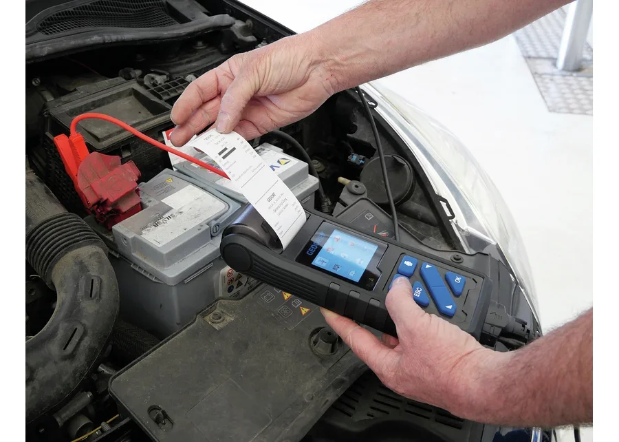 GEDORE Automotive battery tester, application image