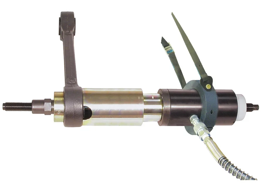 GEDORE Automotive slotted and closed bonded rubber bush tool, application image no. 8
