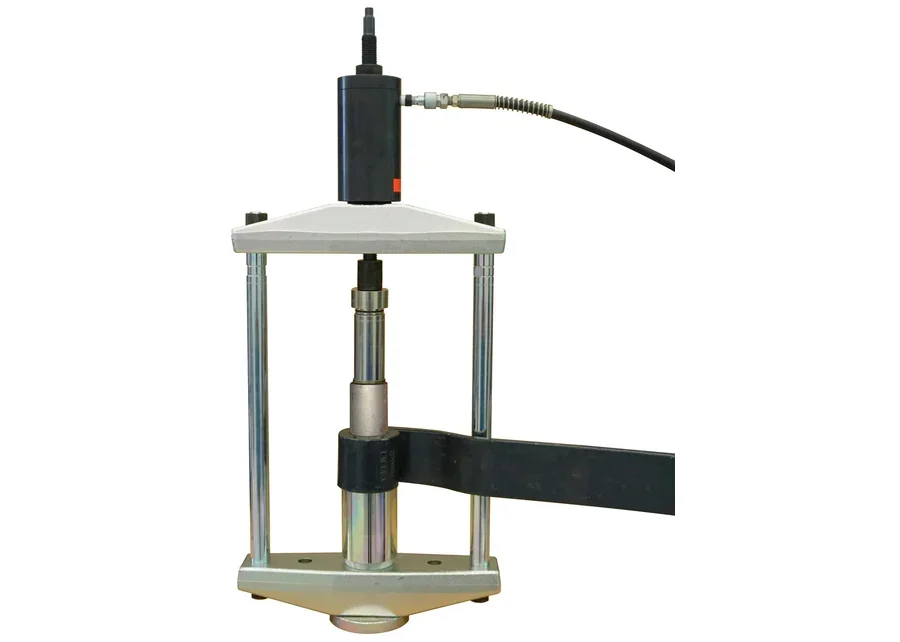 GEDORE Automotive pressure piece, application image no. 3