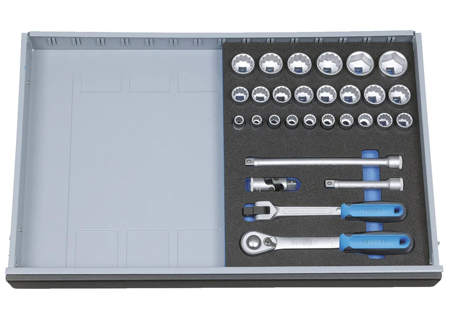 GEDORE 1/2" socket assortment in 2/4 Check-Tool module, application image
