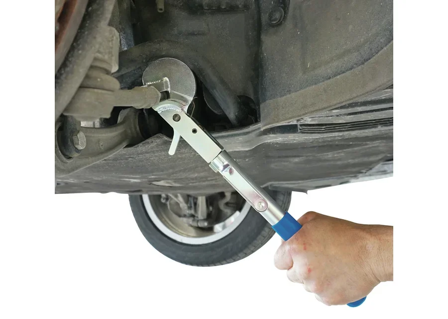 GEDORE Automotive adjustable pliers for tie rods, application image