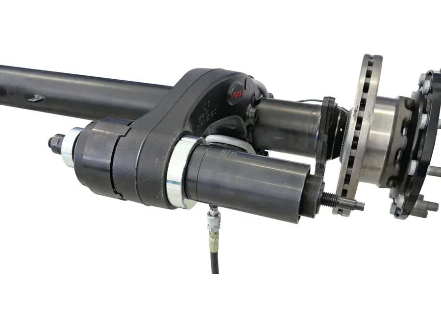 GEDORE Automotive hydraulic cylinder, application image no. 3