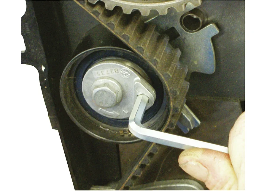 GEDORE Automotive Winkelschraubendreher für Innensechskantschrauben, mit Kugelkopf, Anwendungsbild