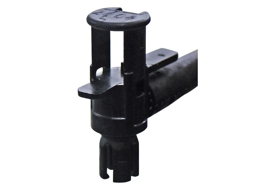 GEDORE Automotive removal and installation tool for fuel return line, application image no. 4