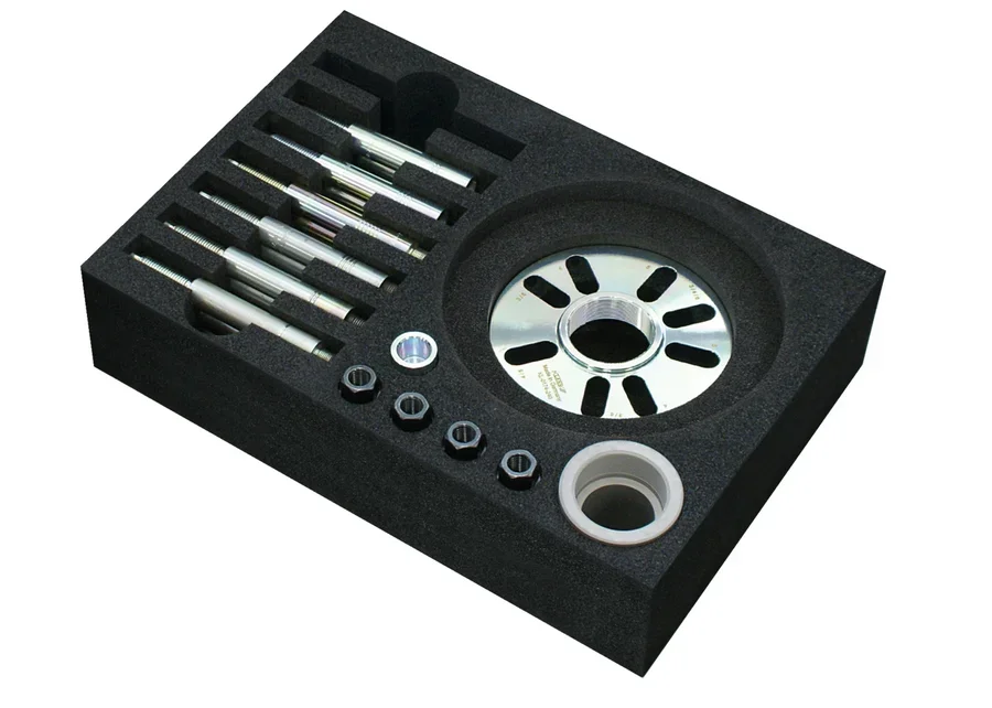 GEDORE Automotive universal wheel hub puller set, catalogue image