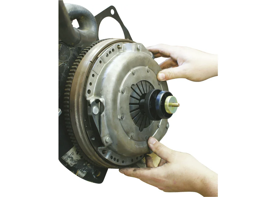 GEDORE Automotive clutch alignment tool set, application image no. 2