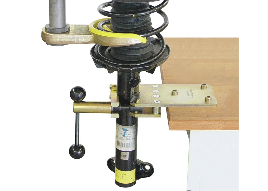 GEDORE Automotive clamping stand for struts, application image no. 1