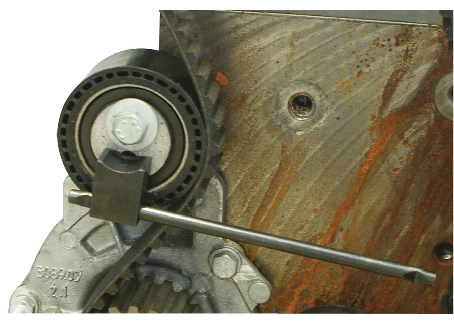 GEDORE Automotive Spannschlüssel Zahnriemen, Anwendungsbild