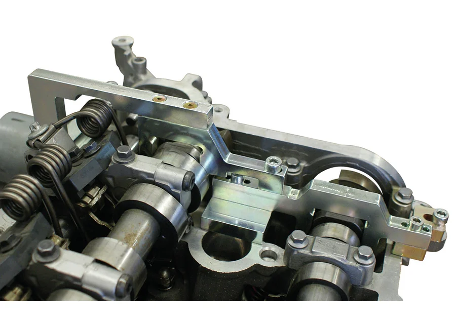 GEDORE Automotive Arretierwerkzeug-Satz, Anwendungsbild Nummer 1