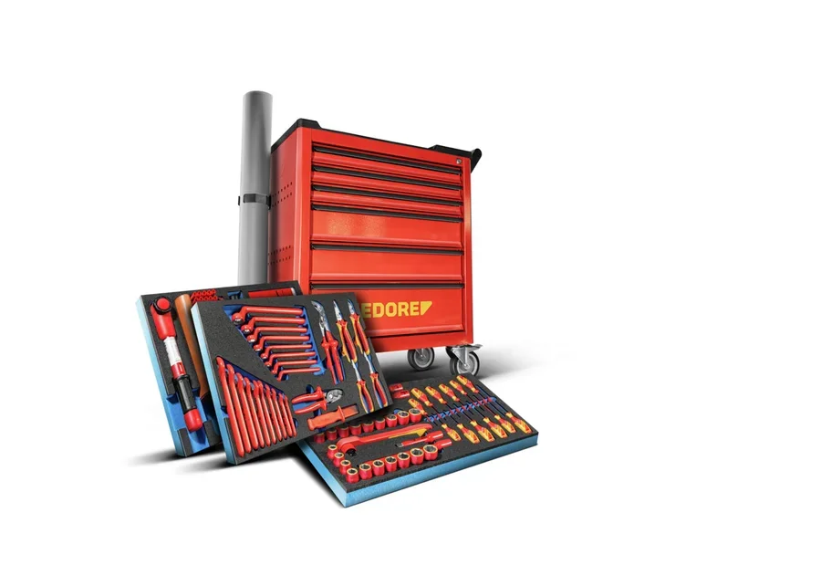 GEDORE Automotive Werkzeugwagen mit Hochvolt-Sortiment, Katalogbild