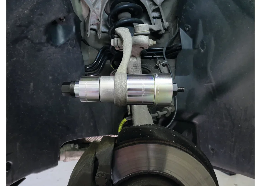GEDORE Automotive Silentlager-Werkzeugsatz (VW-Audi), Anwendungsbild Nummer 4
