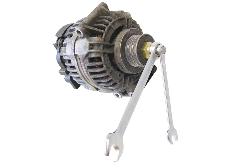 GEDORE Automotive alternator combination wrench set, application image