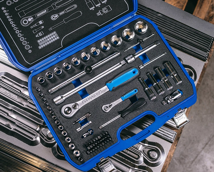 Open GEDORE socket set with ratchets, sockets and extensions