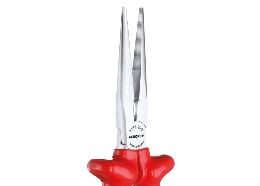 GEDORE straight VDE long-nose pliers with dipped insulation, detail image