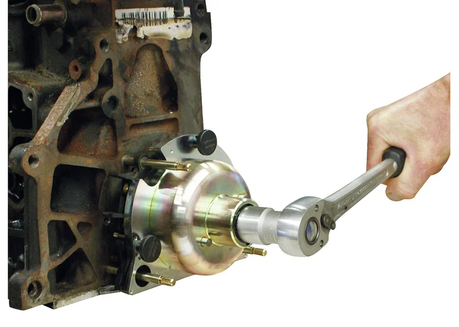 GEDORE Automotive installation tool for sealing flange, application image no. 3