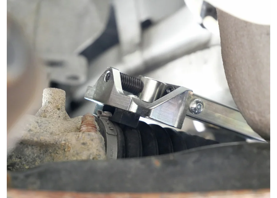 GEDORE Automotive Schlauchklemmenzange, Anwendungsbild Nummer 8