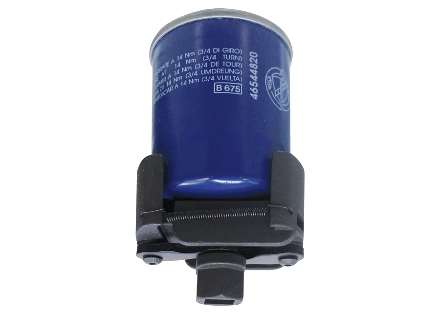 GEDORE Automotive universal oil filter wrench, application image no. 1