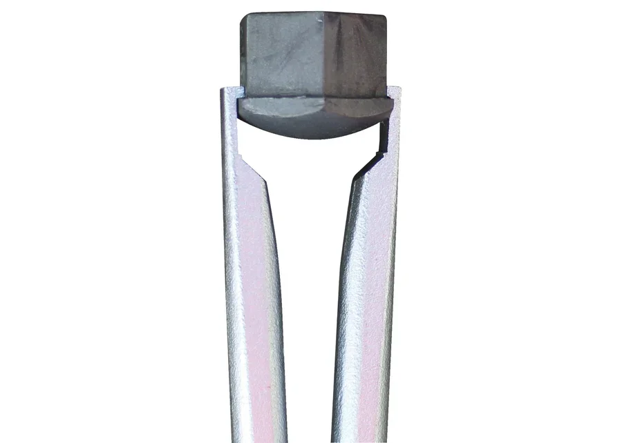 GEDORE Automotive protective cap pliers, application image no. 2