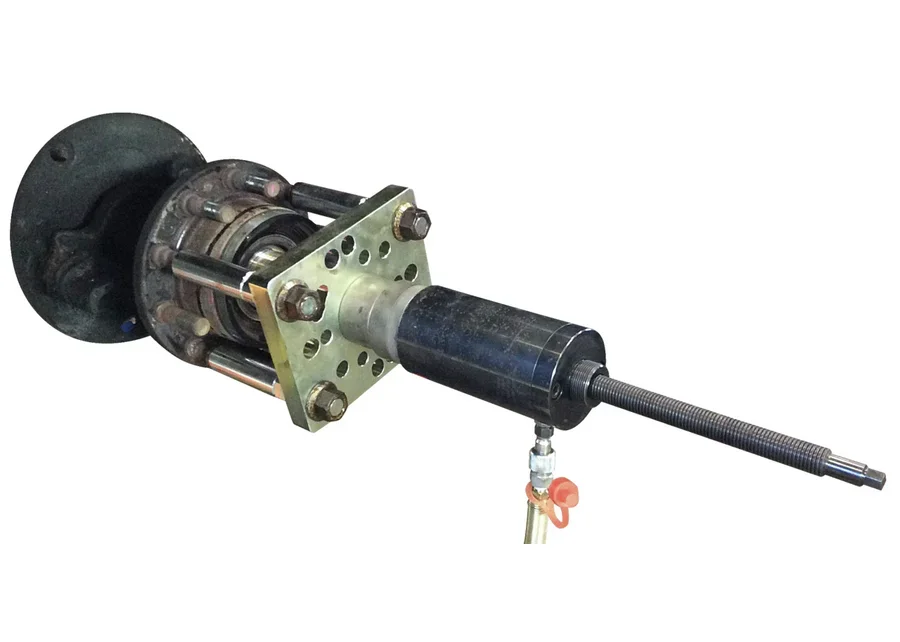 GEDORE Automotive hydraulic cylinder, application image no. 2