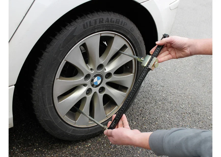 GEDORE Automotive Messschieber für Bremsscheiben-Ø, Anwendungsbild Nummer 2