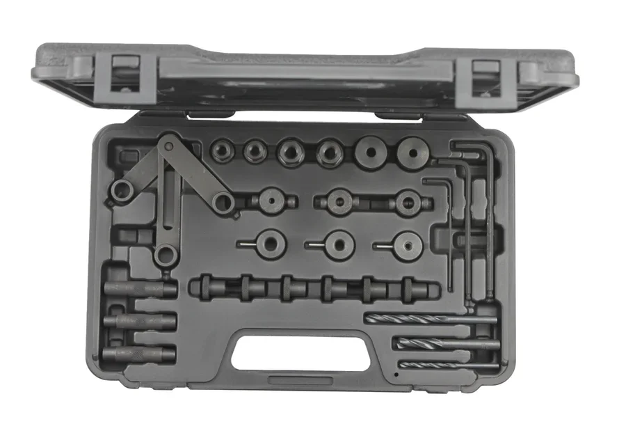 GEDOREred 30-piece cylinder head drilling guide set, catalog image