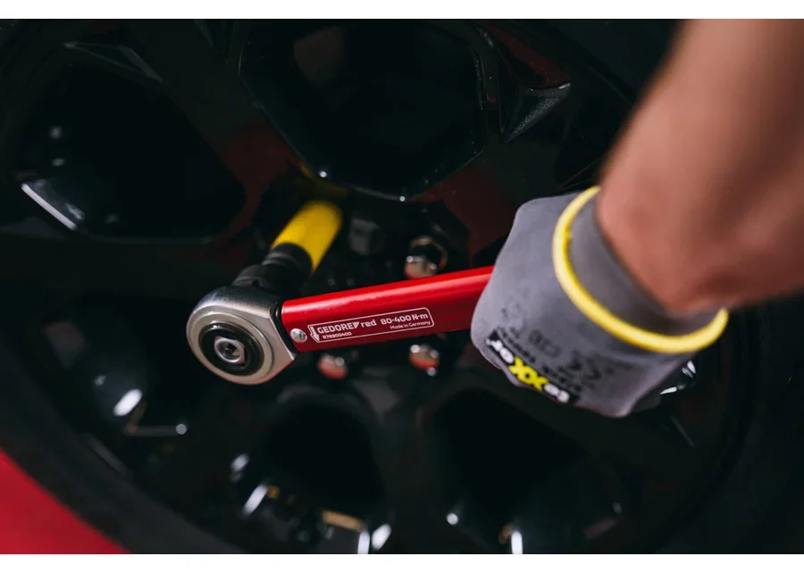 GEDOREred 5-550 Nm torque wrench, application image no. 5