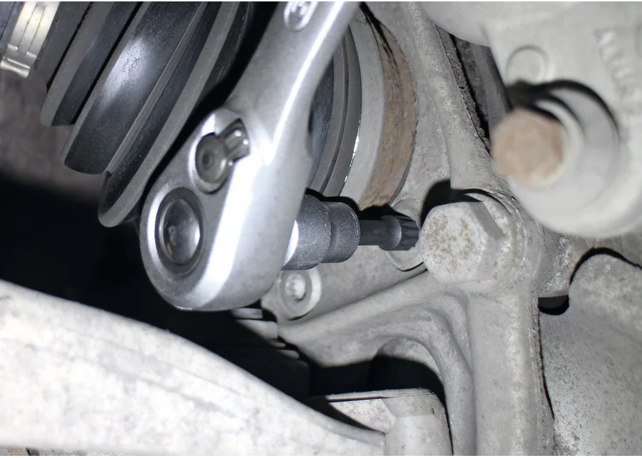 GEDORE Automotive Schraubendreher-Einsätze-Satz, Anwendungsbild