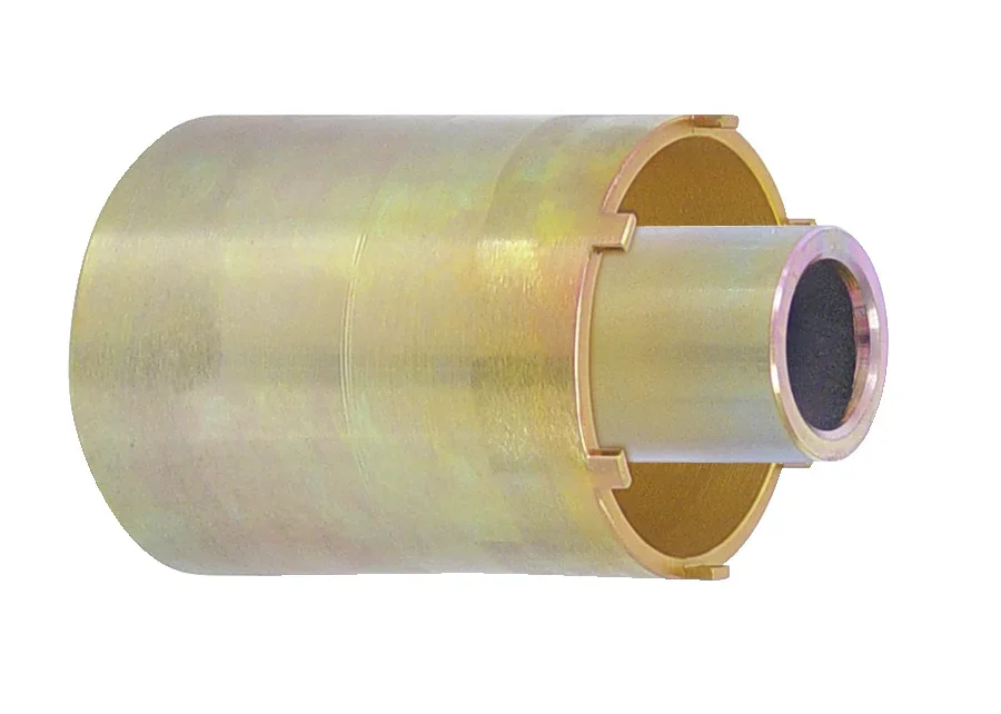 GEDORE Automotive pin wrench with guide tube, application image no. 2