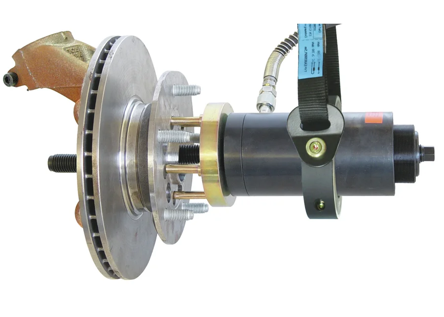 GEDORE Automotive hydraulic spindle, application image no. 4