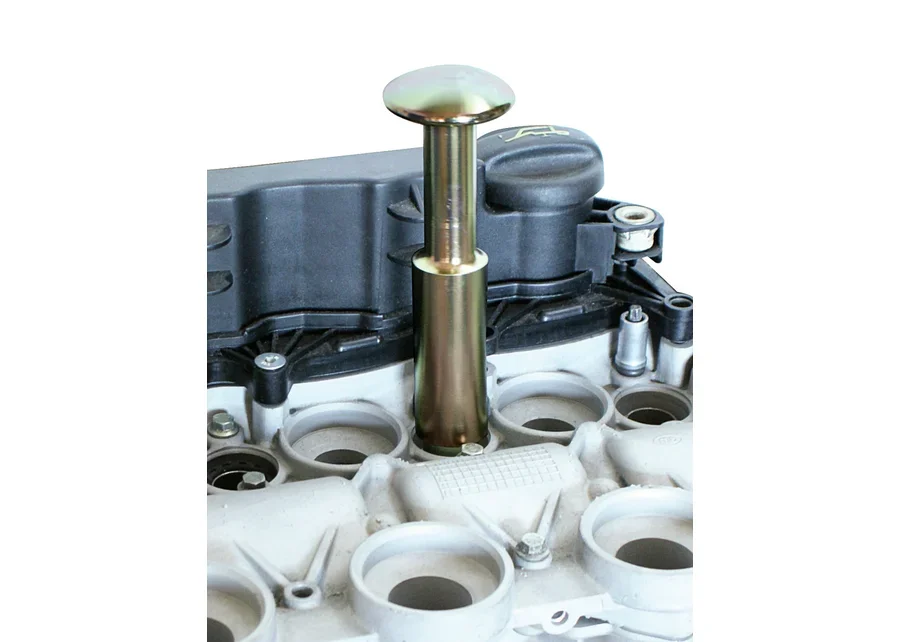 GEDORE Automotive sealing ring installation tool, application image