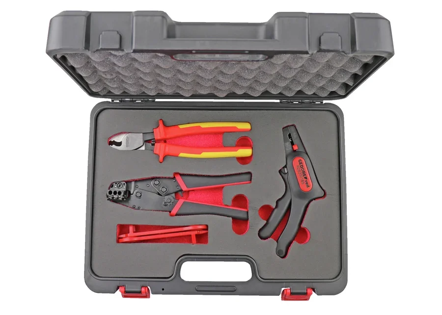 GEDOREred photovoltaic tool set, catalog image